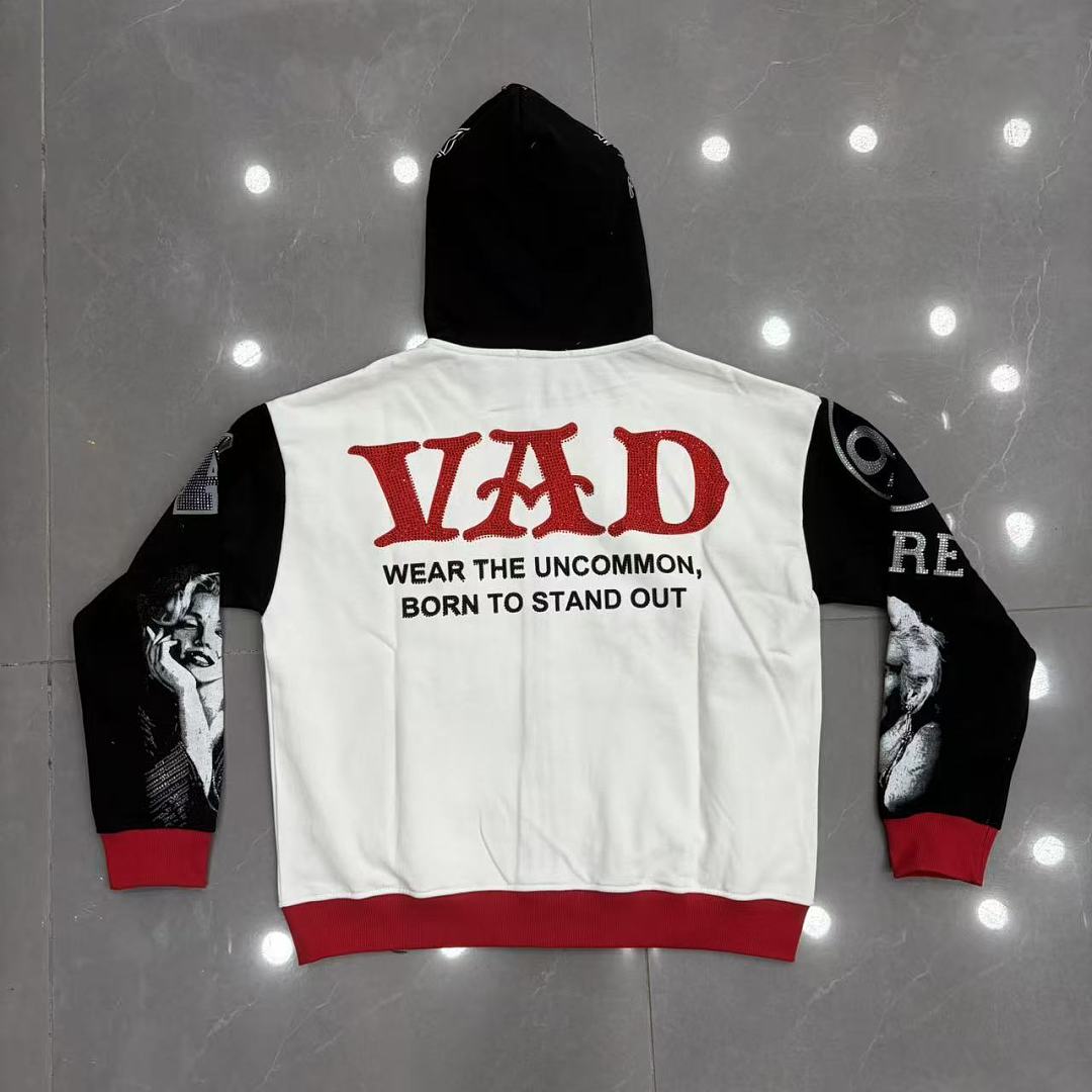 Vintage Icon Graphic Hoodie