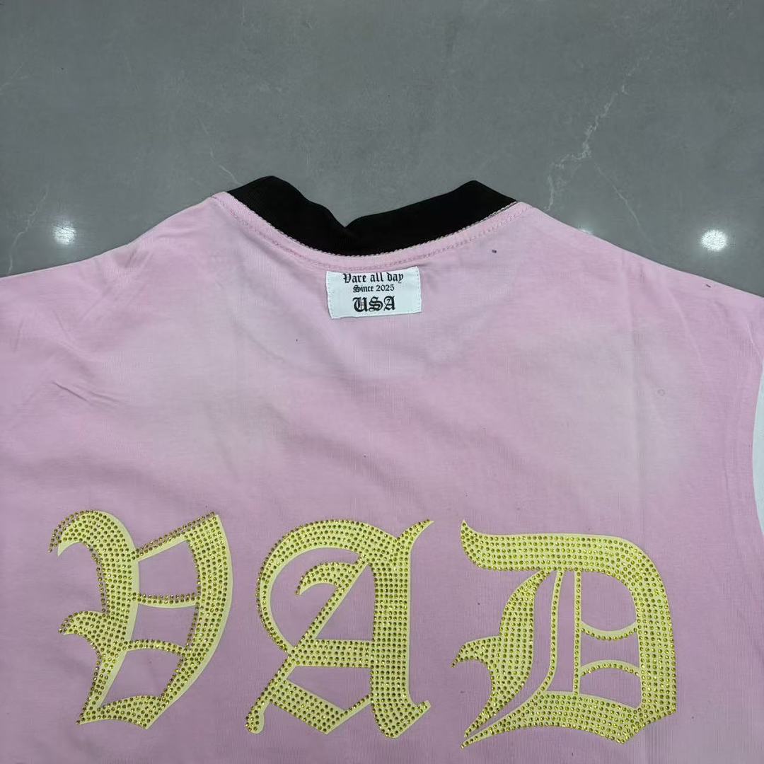 Vintage Liberty Graphic Tee – Pink Streetwear Short Sleeve T-Shirt