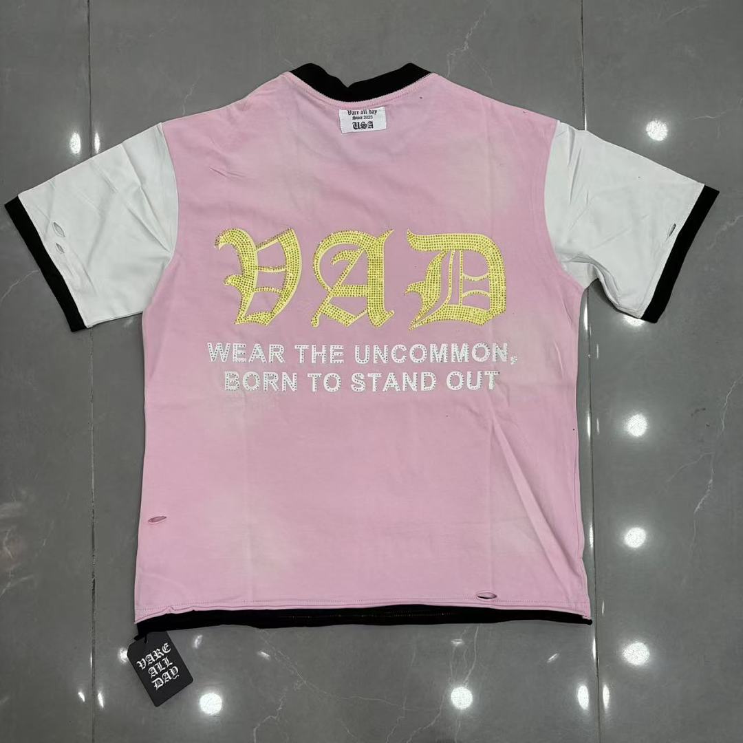 Vintage Liberty Graphic Tee – Pink Streetwear Short Sleeve T-Shirt
