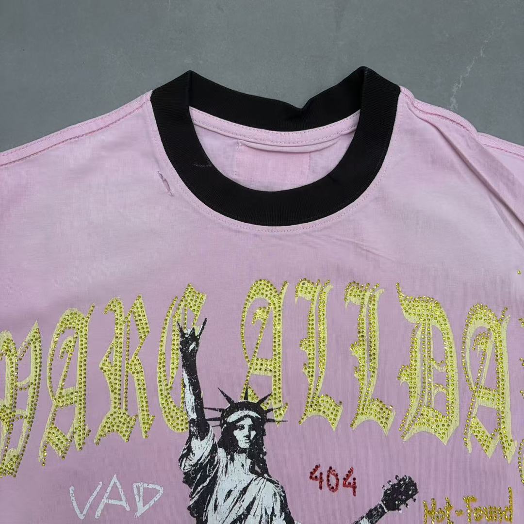 Vintage Liberty Graphic Tee – Pink Streetwear Short Sleeve T-Shirt